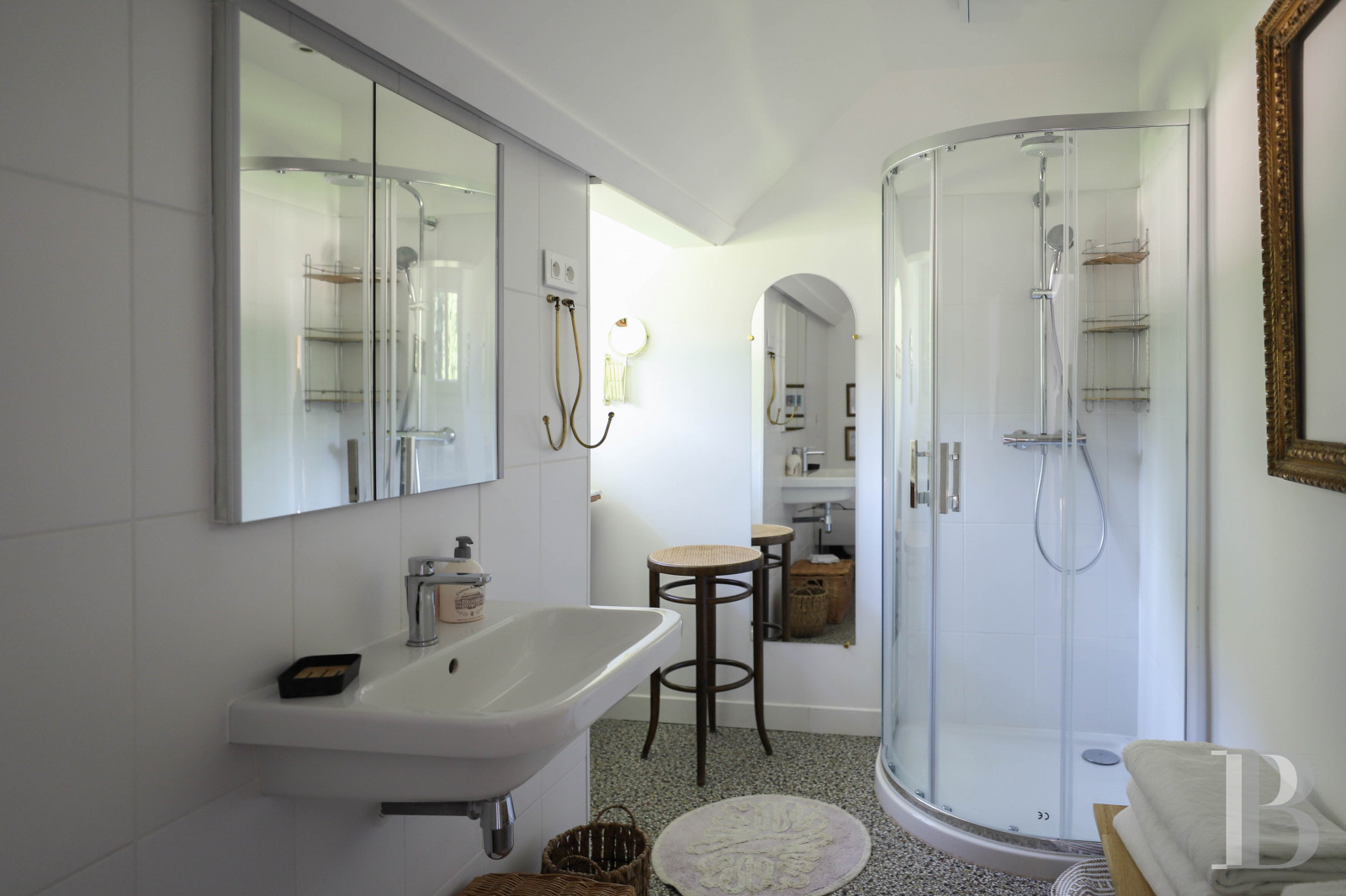 À proximité d’Étretat, en Seine-Maritime, un manoir du 14e siècle où se côtoient harmonieusement les époques - photo  n°45